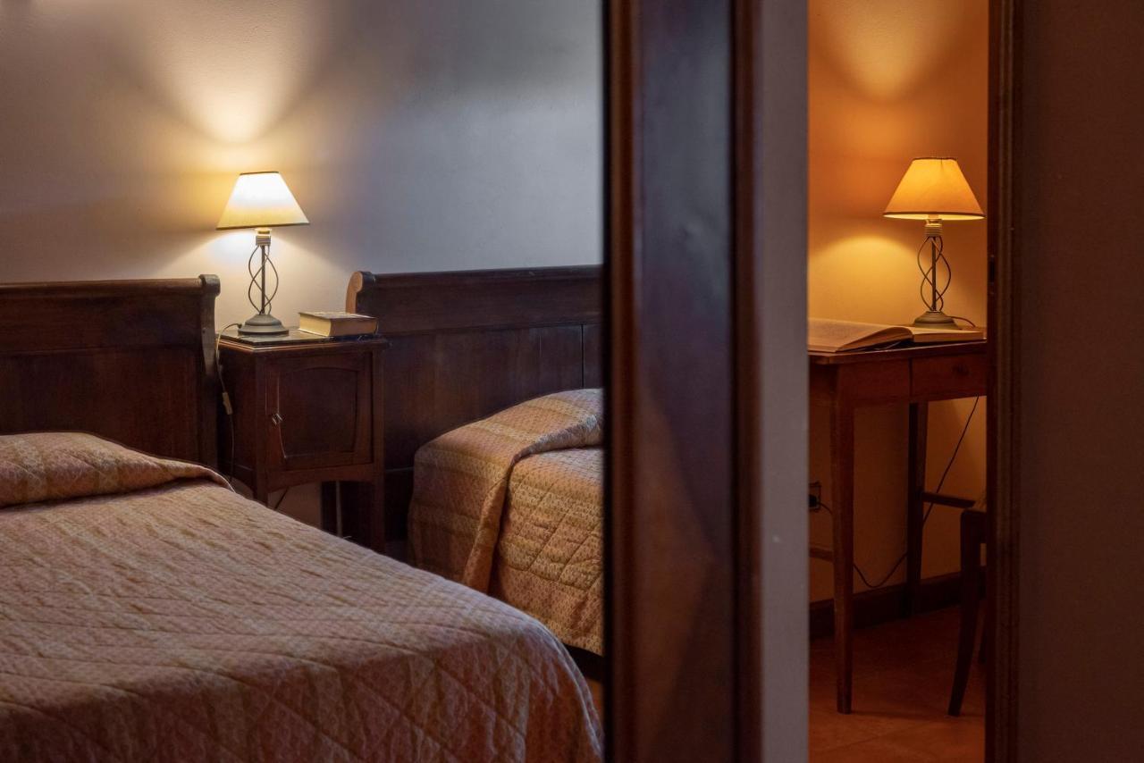 Villaggio Albergo San Lorenzo E Santa Caterina เปสเชีย ภายนอก รูปภาพ
