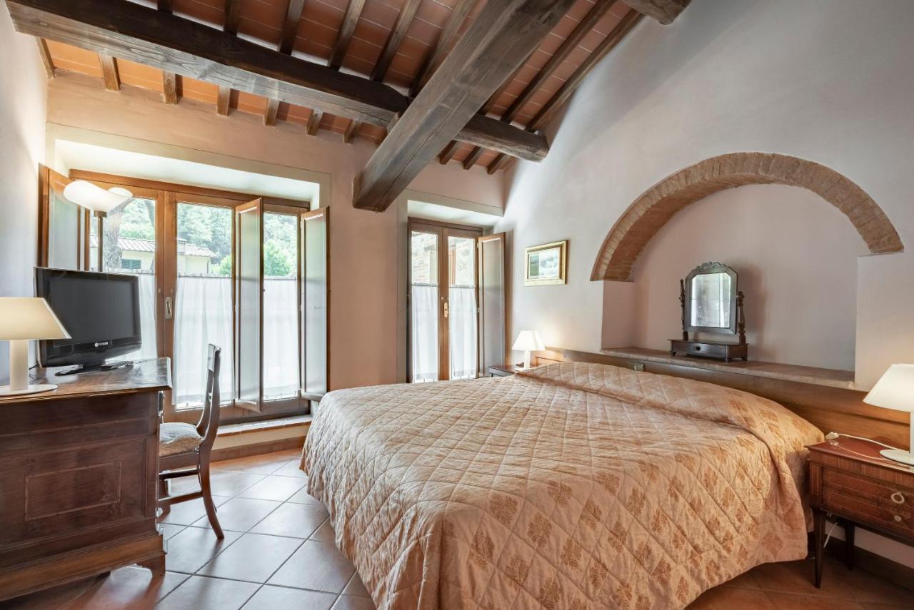 Villaggio Albergo San Lorenzo E Santa Caterina เปสเชีย ภายนอก รูปภาพ