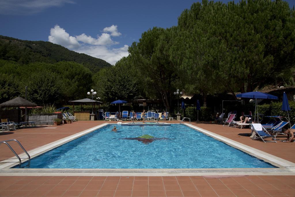 Villaggio Albergo San Lorenzo E Santa Caterina เปสเชีย ภายนอก รูปภาพ