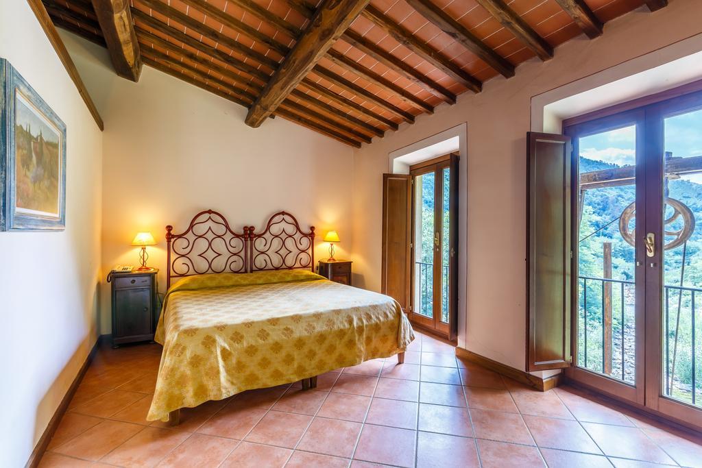 Villaggio Albergo San Lorenzo E Santa Caterina เปสเชีย ภายนอก รูปภาพ